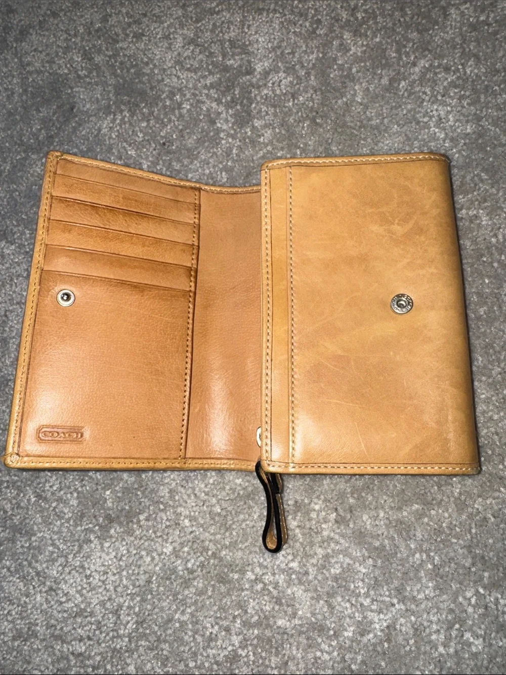 Coach Vintage British Tan Soho Small Buckle Flap Shoulder Bag w/Matching Wallet - Picture 14 of 16